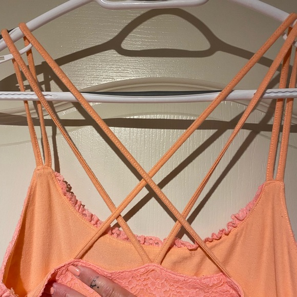 🪴Hollister - Coral Orange Stretchy Lace Summer Dress - Picture 4 of 11
